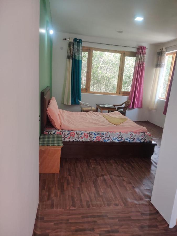 Tsetan Guest House เลห์ ภายนอก รูปภาพ