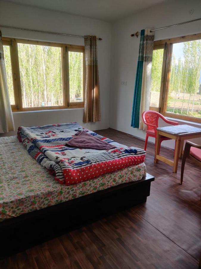 Tsetan Guest House เลห์ ภายนอก รูปภาพ
