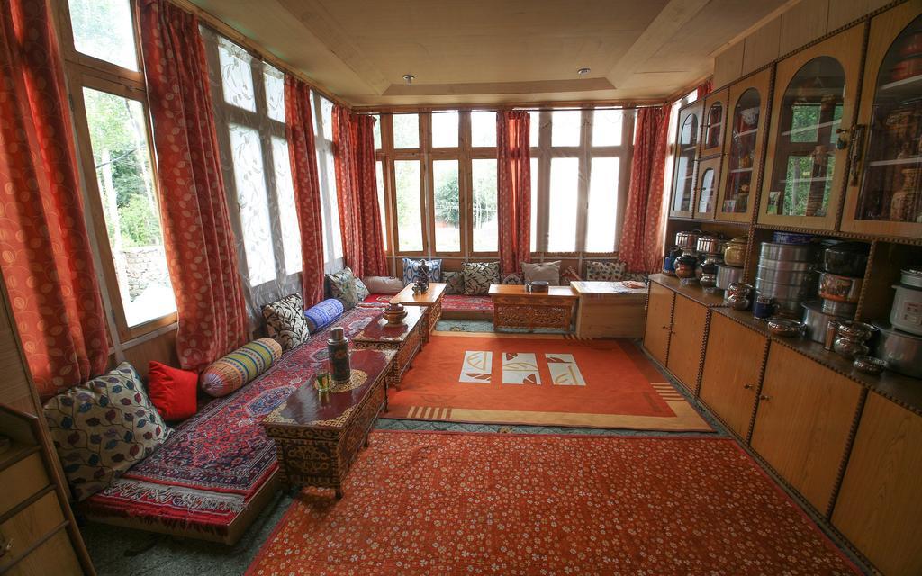 Tsetan Guest House เลห์ ภายนอก รูปภาพ